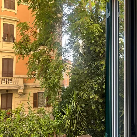 Incontro Tra Oriente E Occidente 아파트